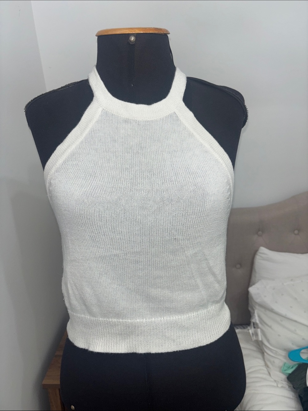 Aerie top